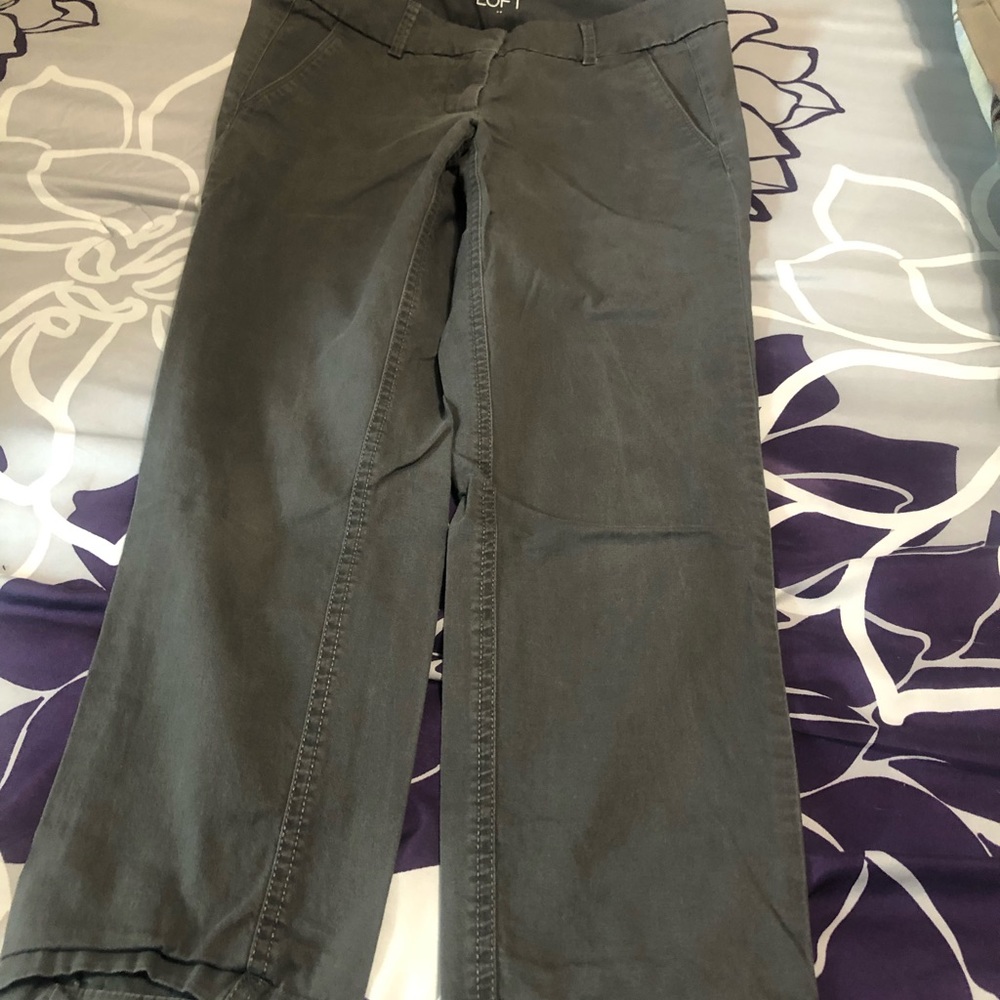 Two Loft Cropped Pants ๐ - Picture 5 of 9
